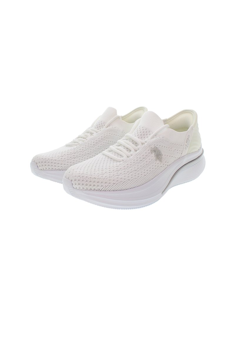 Baskets de sport légères et blanches avec une tige en maille respirante, un design texturé, des lacets élastiques et une semelle rembourrée pour un confort supplémentaire.