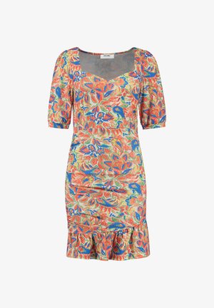 Sukienka w kwiatowy wzór z krótkimi puff sleeves, kwadratowym dekoltem i marszczonym ciałem. Kolory obejmują czerwień, niebieski, zieleń i beż, z falbaną na dole.