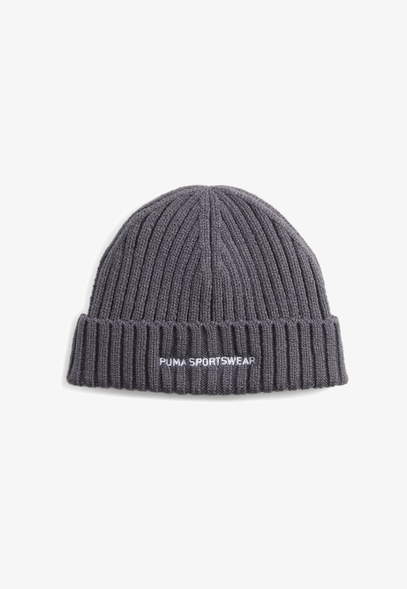 Gray ribbed knit beanie with a folded cuff featuring white "PUMA Sportswear" embroidery. Made from soft, textured fabric.