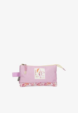 Bolsa de color púrpura claro con cremallera, lengüetas de tela para tirar, ribete floral en el borde inferior y un logo "LOVE Pepe Jeans" en el frente.
