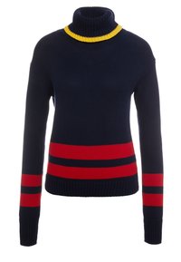 Pull en maille bleu marine avec col roulé, orné de bordures jaunes et de rayures horizontales rouges sur la poitrine et les manches. Tissu texturé, coupe ample.
