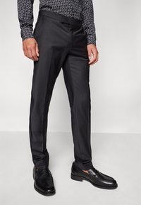 KARL LAGERFELD TROUSERS CLYDE - Hlače - black