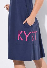 LAURASØN Vestito di maglina - navy blue