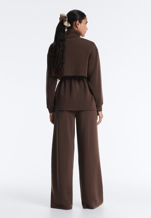 OYSHO WITH SOFT-TOUCH AND POCKETS - Let jakke / Sommerjakker - mottled brown