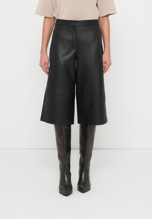 SLFGIGI CULOTTES - Usnjene hlače - black