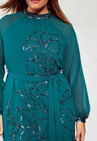 Lipsy EMBELLISHED ARTWORK  PLUS SIZE  - Denní šaty - teal