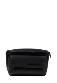 Pochette nera con zip realizzata in pelle testurizzata, con tasca frontale e logo impresso. Forma rettangolare compatta con bordi arrotondati.