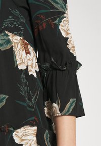Vero Moda Maternity Freizeitkleid - black
