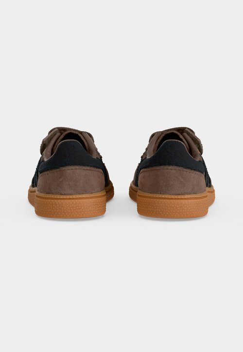 adidas HANDBALL SPEZIAL UNISEX - Trainers - earth strata/core black/glow pink — photo 4