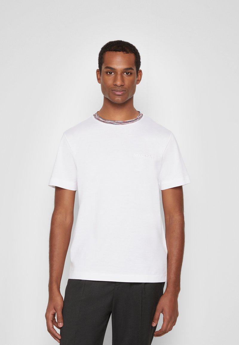 Herren Bekleidung | Missoni SHORT SLEEVE T-Shirt print white/weiß - XI85347 Herren Bekleidung | Missoni SHORT SLEEVE T-Shirt print white/weiß - XI85347