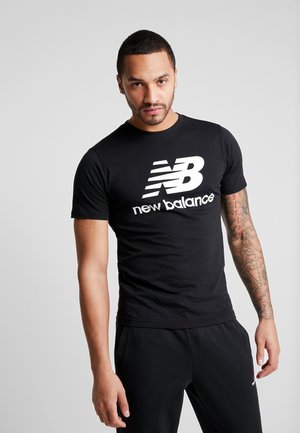 New Balance ESSENTIALS STACKED LOGO  - Camiseta estampada - black