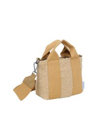 Pequeña bolsa tote beige hecha de tela de forro polar texturizada, con anchas asas de tela y una correa de hombro a juego, desmontable, con clip de metal.