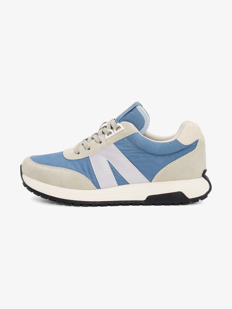Low-top sneaker with blue fabric and beige suede accents, white side stripe, beige laces, and black rubber sole.