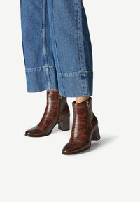 Marco Tozzi Bottines - chestnut str.