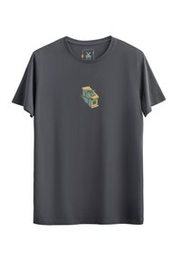 Donkergrijs T-shirt met korte mouwen van katoen, met een kleine grafische afbeelding van een kleurrijk vogelhuisje in het midden. Ronde halsontwerp.