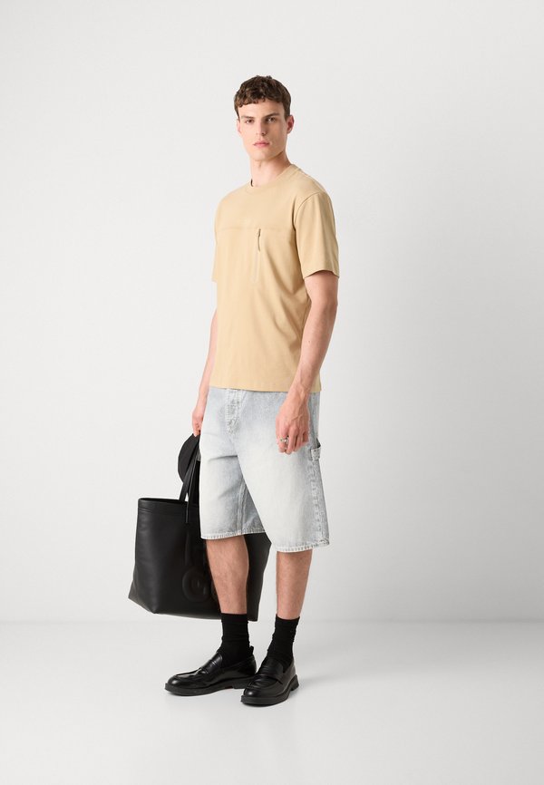 DUBI - Print T-shirt - medium beige2