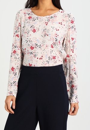 Blouse - white