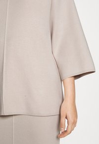 Lindex Svetr - beige