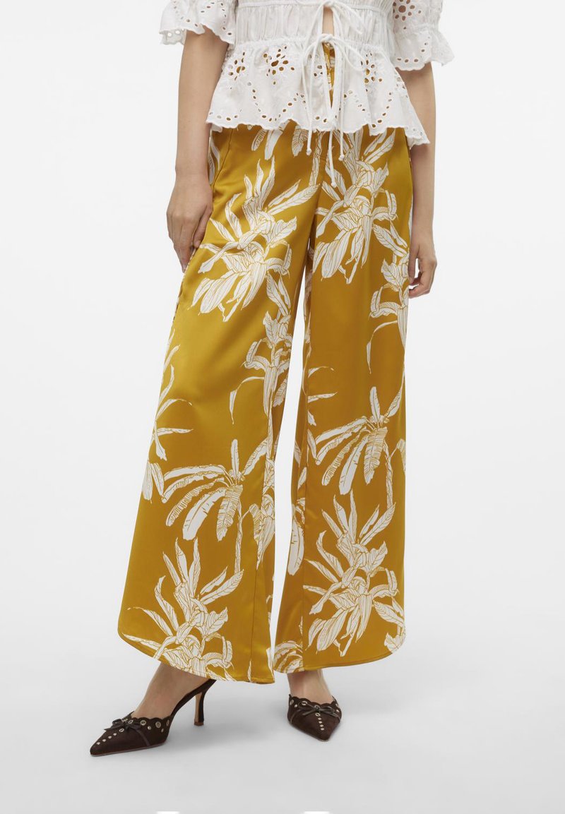 Aware VMKEILA PANTS - Hlače - chai tea/bonni