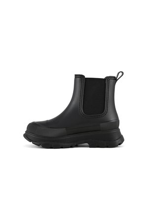 Platform ankle boots - black