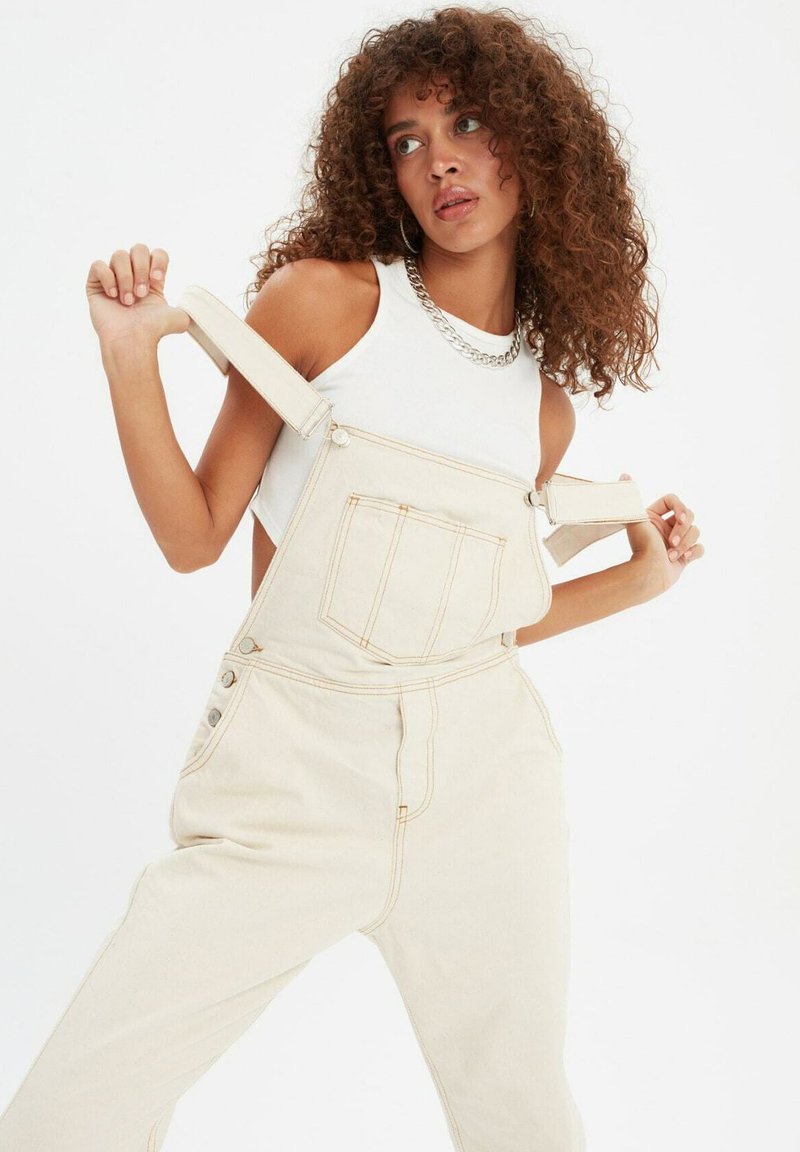 Damen Kleider | Trendyol Latzhose cream/offwhite - TJ49156 Damen Kleider | Trendyol Latzhose cream/offwhite - TJ49156