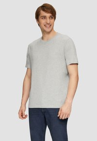 QS MIT RUNDHALSAUSSCHNITT - T-shirt basic - grau meliert