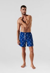 KARL LAGERFELD IKON ALL-OVER BOARD - Fürdőnadrág - ikonik outline with blue pattern