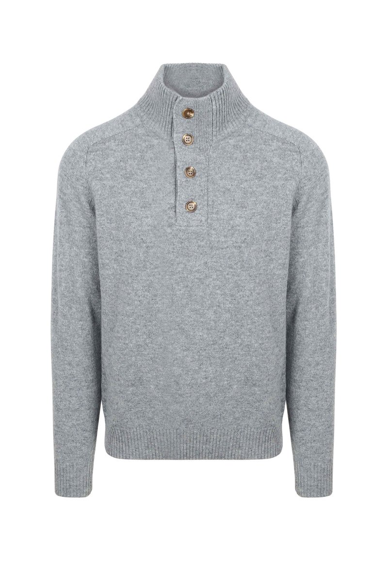 Hellgrauer Strickpullover mit hohem Kragen und vier braunen Knöpfen entlang der Vordermitte, gerippte Bündchen und Saum.