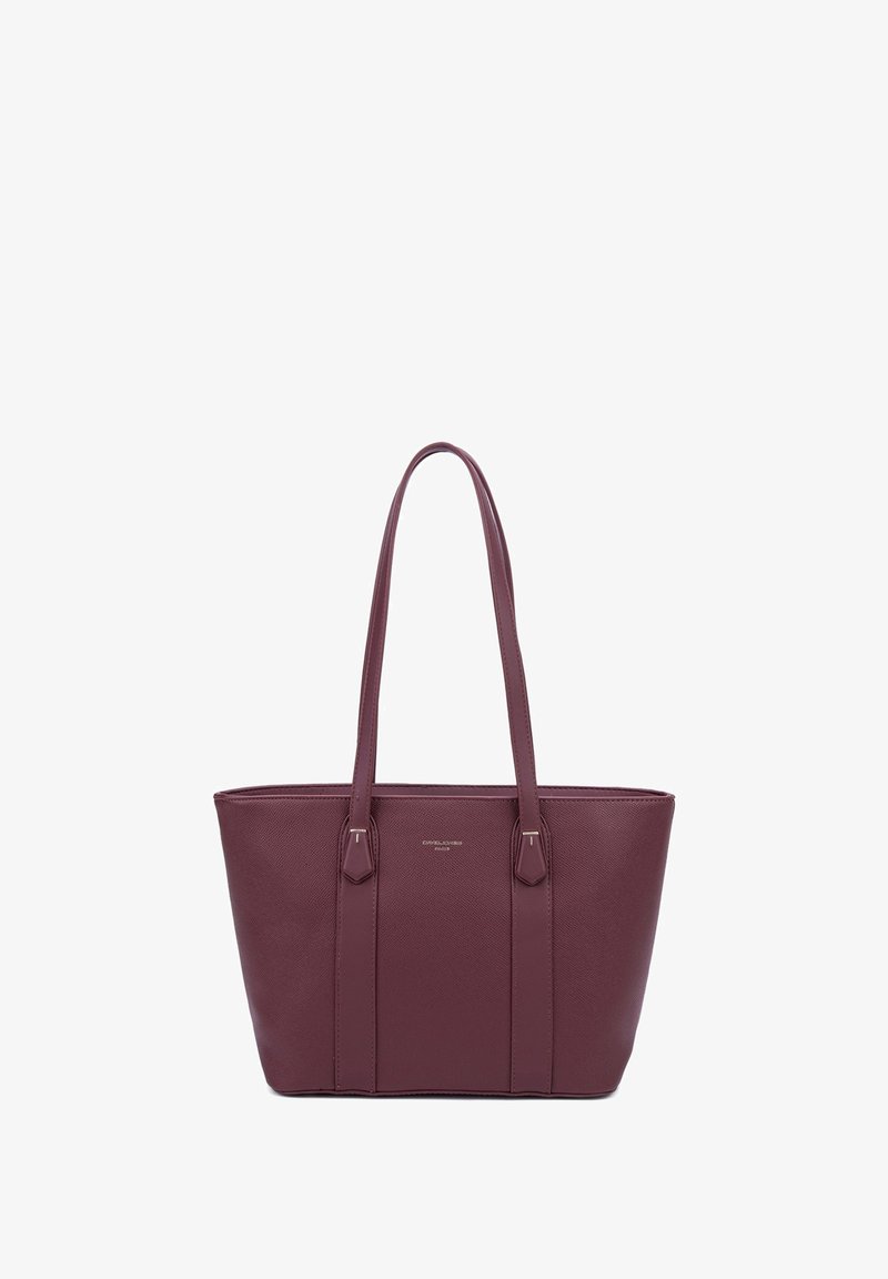 Bordeaux schoudertas van soepel, gestructureerd faux leer, met dubbele handvaten en een minimalistisch ontwerp met subtiele merktekens en hexagonale accenten.