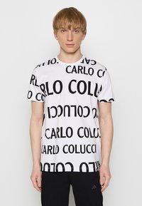 Carlo Colucci T-shirts med print - weiß