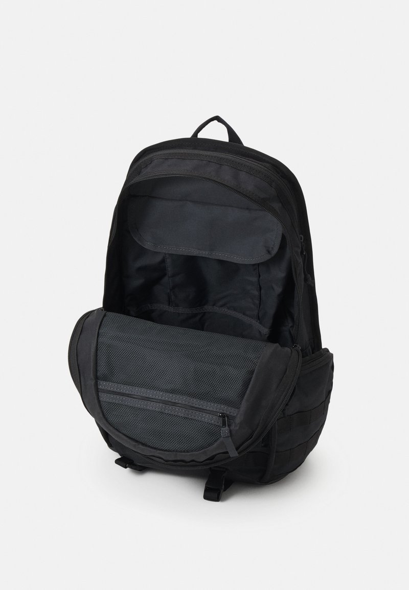 Nike Sportswear SPORTSWEAR RPM Rucksack black/white/black