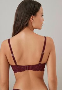 Next COMFORT PLUNGE - Grudnjak sa žicom - plum purple