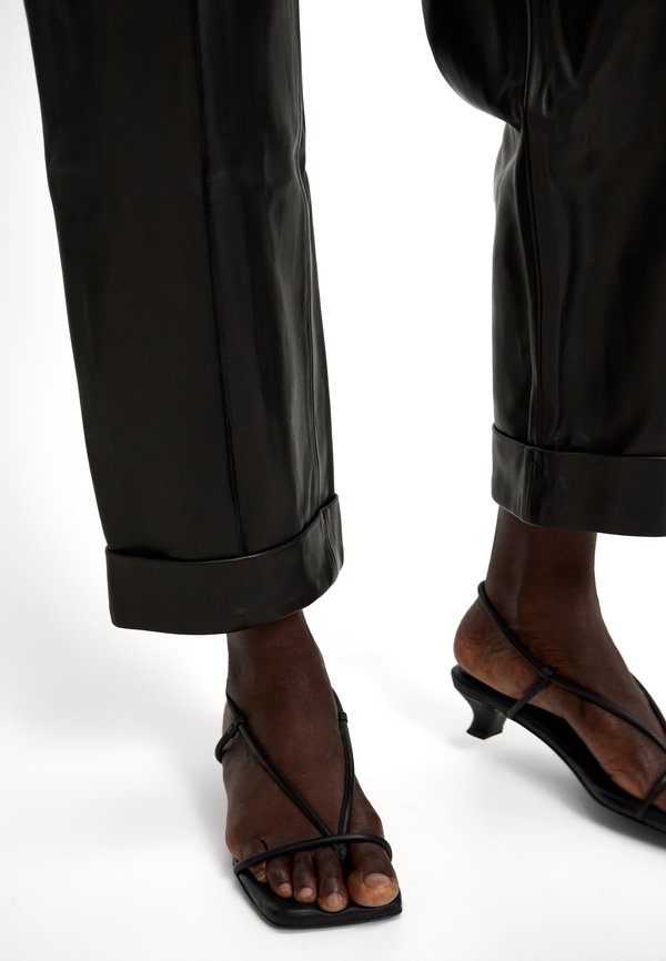 ZIMA PANTS - Leather trousers3