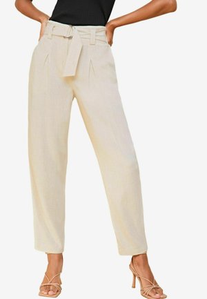 BELTED SMART REGULAR  - Nohavice - cream