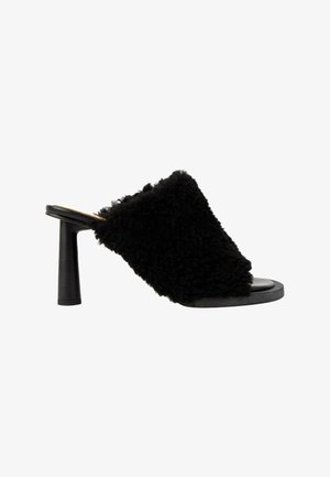 Jacquemus, Mules à talons - black