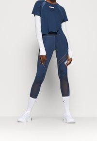 Puma Camiseta estampada - blue