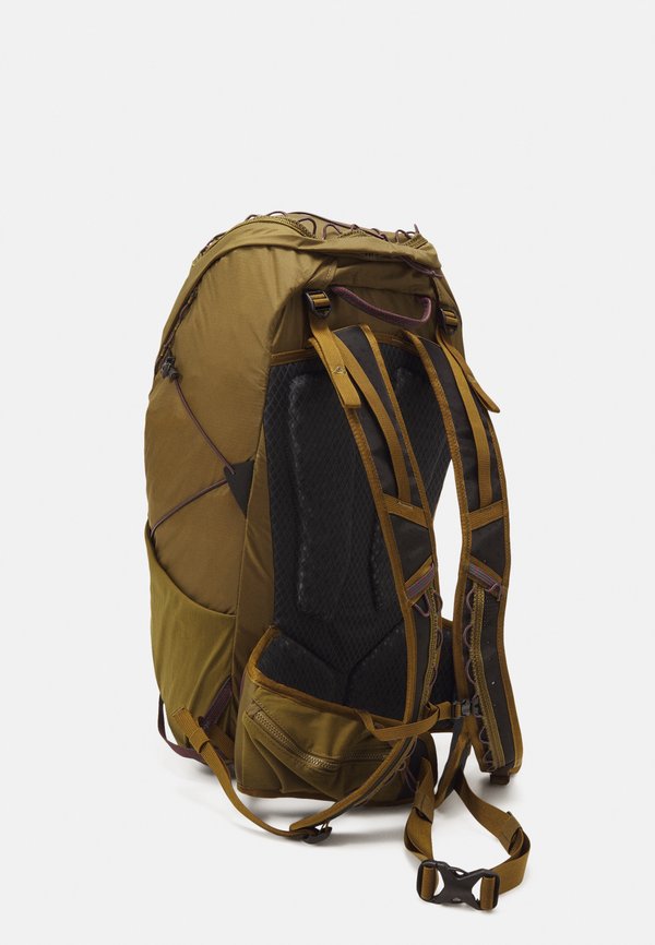 GILLING BACKPACK 26L - Rucksack - olive2