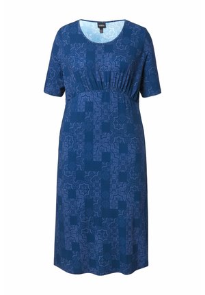 Sininen kuviollinen mekko, joka on valmistettu pehmeästä kankaasta. Mekossa on lyhyet hihat, pyöreä pääntie ja kootut yksityiskohdat vyötäröllä.