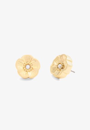 Goldene Ohrstecker mit Blumenmotiv, die ein zentrales Perlendetail, strukturierte Blütenblätter und eine polierte Oberfläche aufweisen. Geeignet für verschiedene Stile und Anlässe.