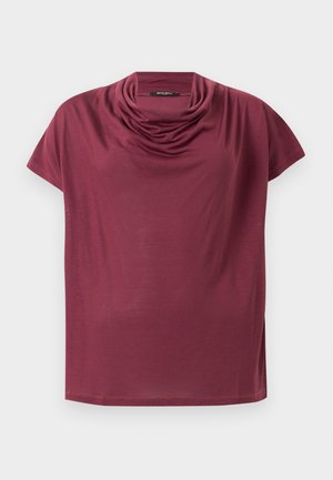 Kratka rukava vijolična majica z drapiranim ovratnikom, prikazana na ravni beli podlagi.