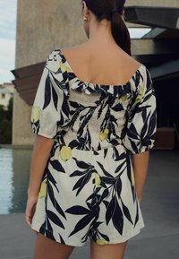 Next PUFF SLEEVE PLAY - REGULAR FIT - Combinaison - ecru lemon print
