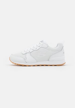 Sneakersy niskie