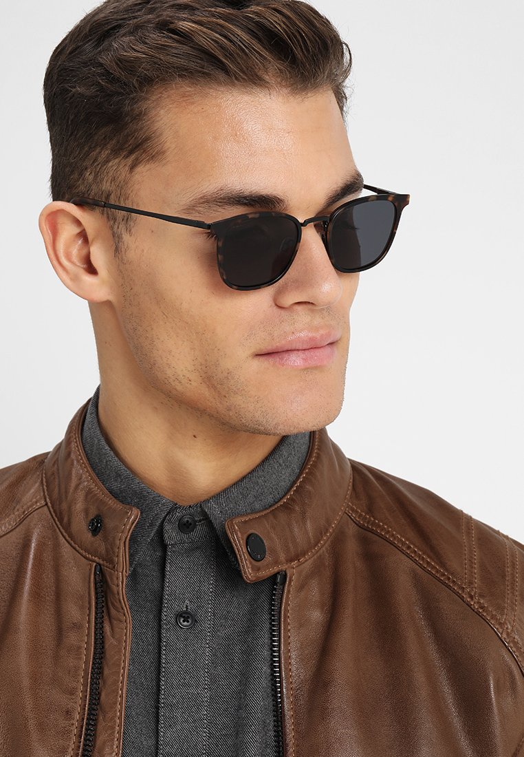 Le specs racketeer Clearance