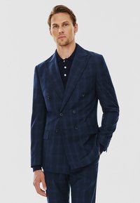 Pako Lorente - Marynarka