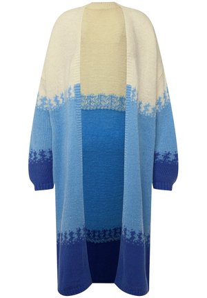 Long cardigan dans un dégradé de tons crème et bleu, mettant en avant une fermeture ouverte, des manches amples et des détails en tricot texturé au niveau de l'ourlet.