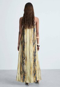 Mango Velika haljina - light yellow