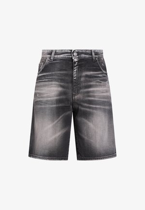 Przygaszone czarne szorty z denimu z przednim guzikiem, suwakiem, szlufkami na pasek oraz bocznymi i kieszonką na monety, z delikatnymi przetarciami.