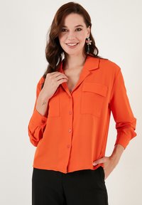LELA Button-down blouse - orange