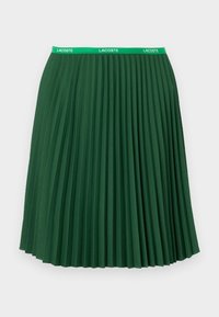 Unselected, green