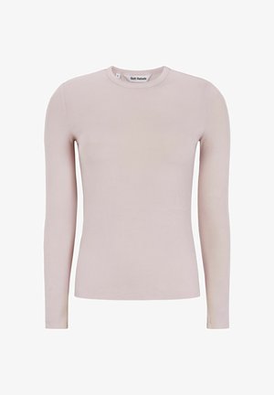 Dlhý rukáv top v svetloružovej rebrovanej látke, s okrúhlym výstrihom a priliehavým strihom. Značka viditeľná vo vnútri goliera.